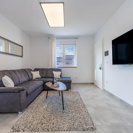 Ivana Apartmán *